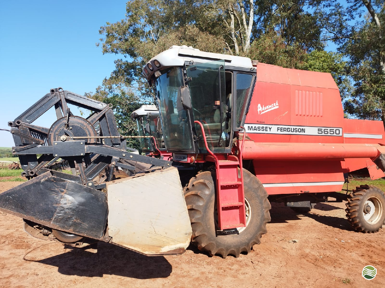 COLHEITADEIRA MASSEY FERGUSON MF 5650 Paulo Mokan Compra E Venda De Máquinas Usadas IJUI RIO GRANDE DO SUL RS